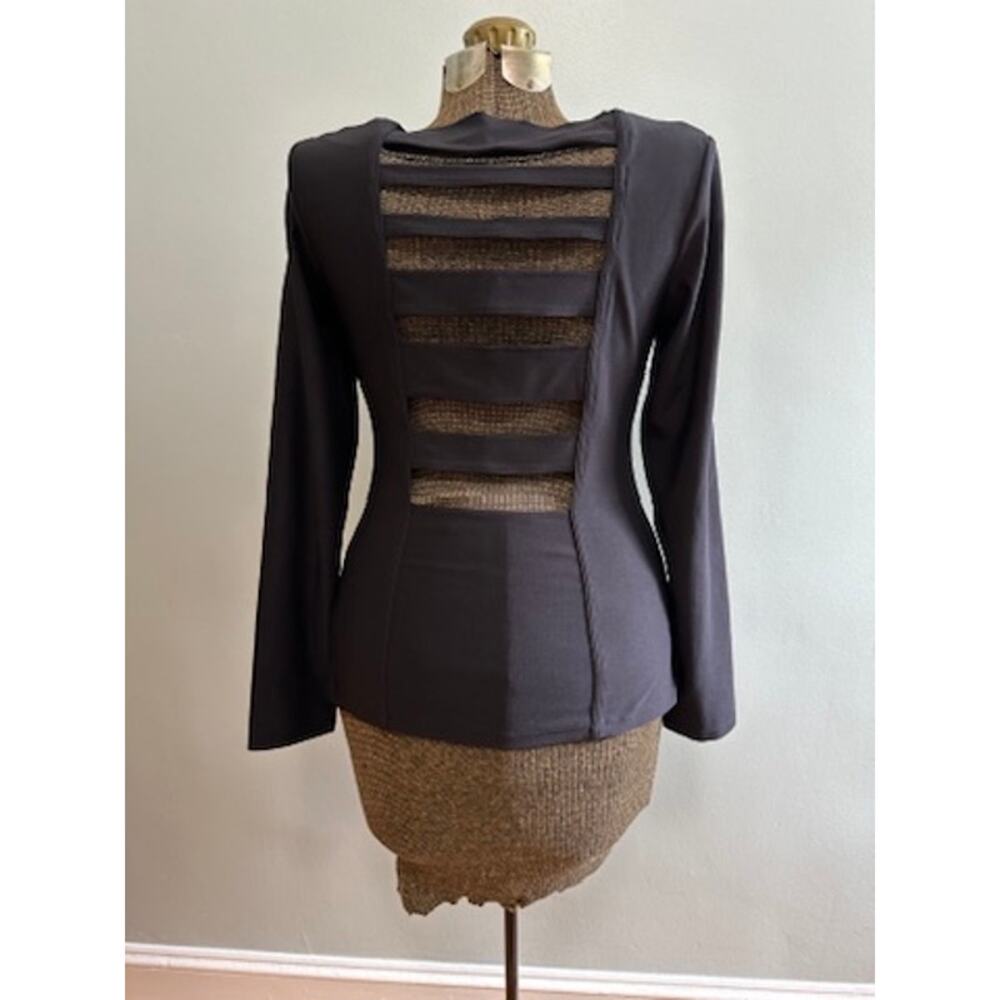 AXS black open back long sleeve athletic top size M